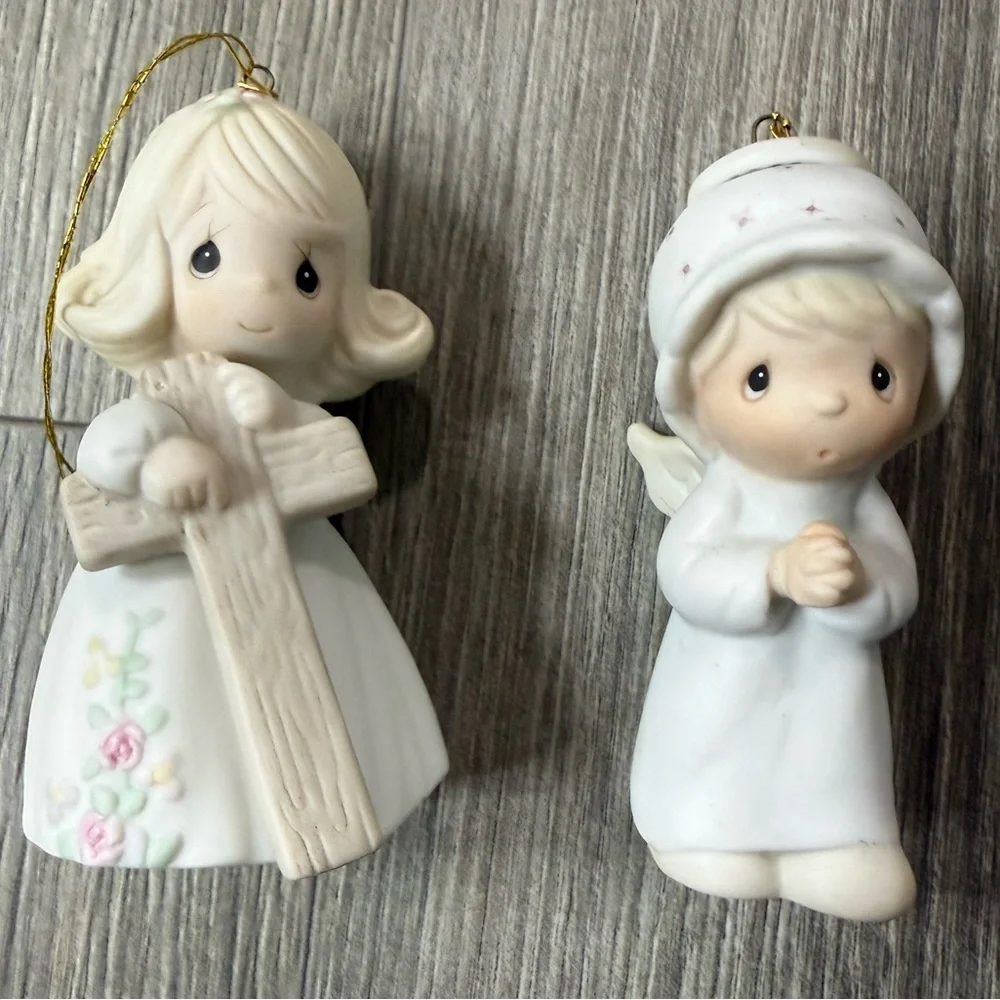 Vtg Precious Moments Old Rugged Cross & First Noel Ornaments Lot of 2 - Picture 2 of 9